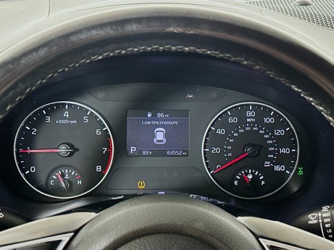 Certified 2021 Kia Seltos S image 12