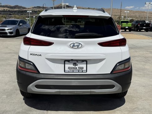 Used 2022 Hyundai Kona SEL image 5