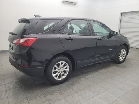 Used 2020 Chevrolet Equinox LS image 10