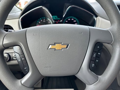 Used 2015 Chevrolet Traverse LS image 12