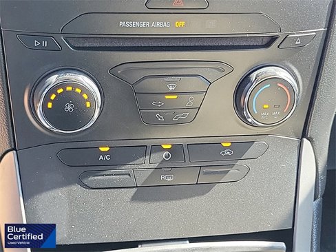 Certified 2017 Ford Edge SE image 13
