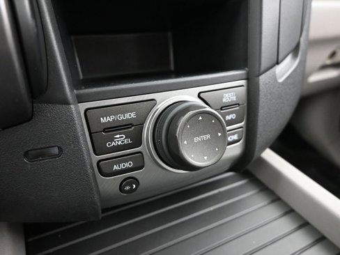 Used 2015 Honda Pilot Touring image 16