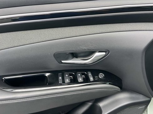 Used 2022 Hyundai Santa Cruz Limited image 14