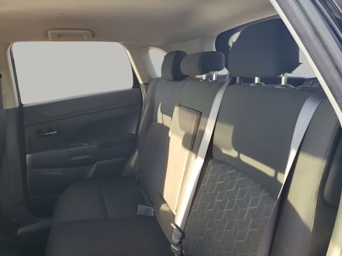 Used 2020 Mitsubishi Outlander Sport ES image 19