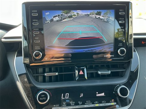 Used 2021 Toyota Corolla SE image 32