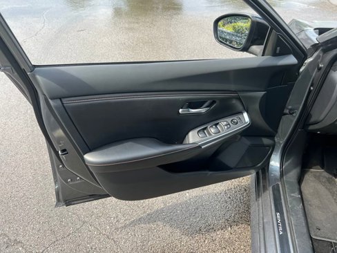 Used 2021 Nissan Sentra SR image 13
