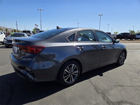 Used 2023 Kia Forte LXS image 4