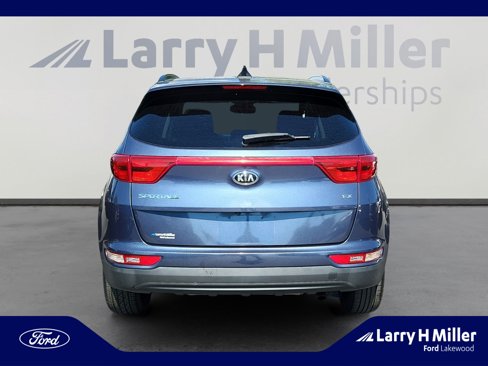 Used 2018 Kia Sportage EX w/ EX Premium Package image 4