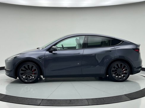 Used 2023 Tesla Model Y Performance image 8
