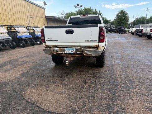 Used 2004 Chevrolet Silverado 2500 LS w/ Snow Plow Prep Package image 9