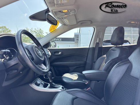 Used 2021 Jeep Compass Latitude w/ Convenience Group image 11