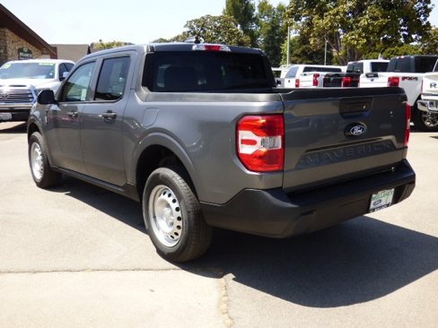 New 2025 Ford Maverick XL image 18
