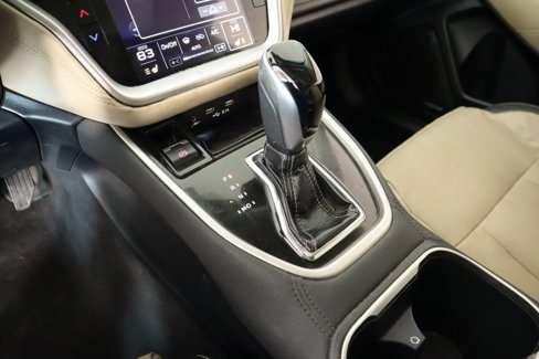 Used 2020 Subaru Outback Limited w/ Popular Package #2 image 9