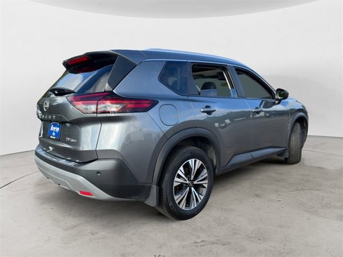 Used 2023 Nissan Rogue SV w/ SV Premium B Package image 3
