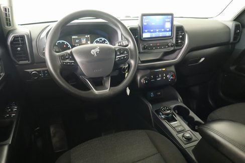 Used 2022 Ford Bronco Sport image 2