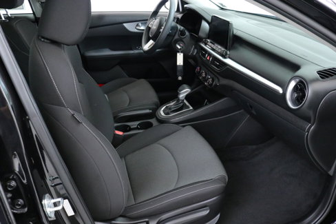 Used 2023 Kia Forte LXS image 27