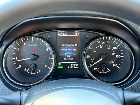 Used 2017 Nissan Rogue S image 19
