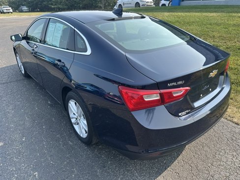 Used 2018 Chevrolet Malibu LT image 4