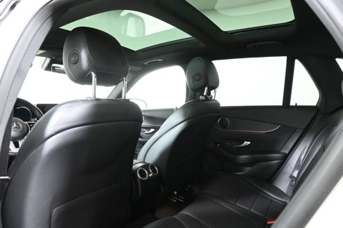 Used 2021 Mercedes-Benz GLC 300 4MATIC image 22