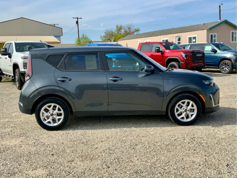 Used 2023 Kia Soul LX w/ Option Group 015 image 6