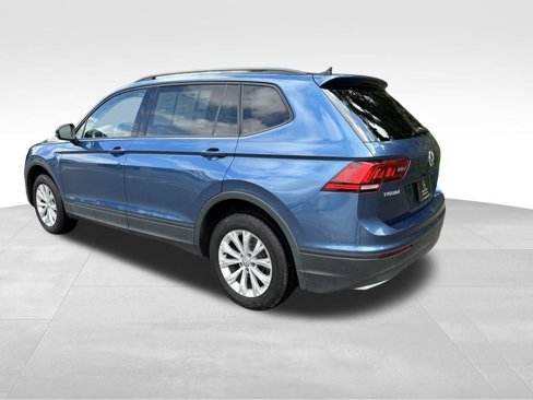 Used 2020 Volkswagen Tiguan S image 3
