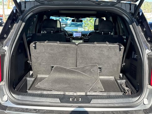 Used 2020 Ford Explorer Limited w/ Class III Trailer Tow Package image 9