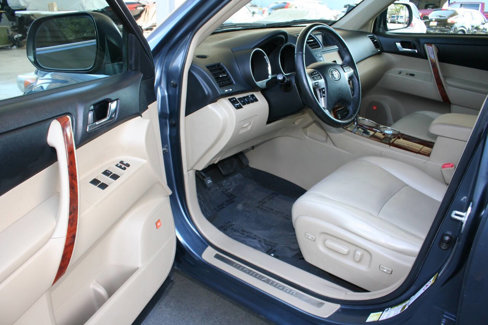Used 2012 Toyota Highlander Limited image 14