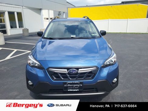 Used 2022 Subaru Crosstrek 2.0i Premium w/ Moonroof Package image 8