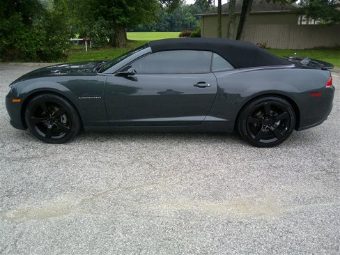 Used 2015 Chevrolet Camaro LT image 2