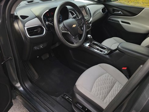Used 2021 Chevrolet Equinox LS w/ LS Convenience Package image 12