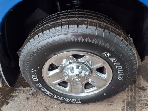 Used 2018 RAM 2500 Tradesman w/ Chrome Appearance Group image 23