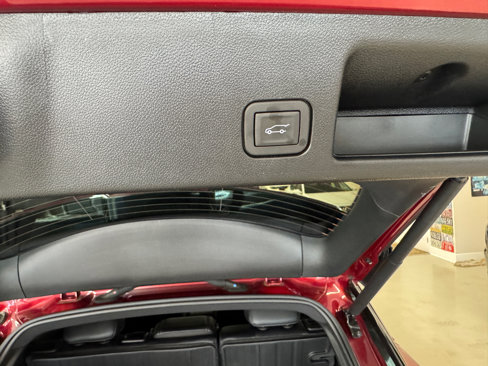 Used 2025 Chevrolet Equinox EV RS image 21