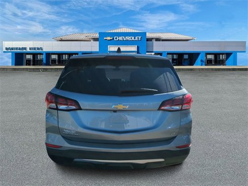 Used 2023 Chevrolet Equinox LT image 4