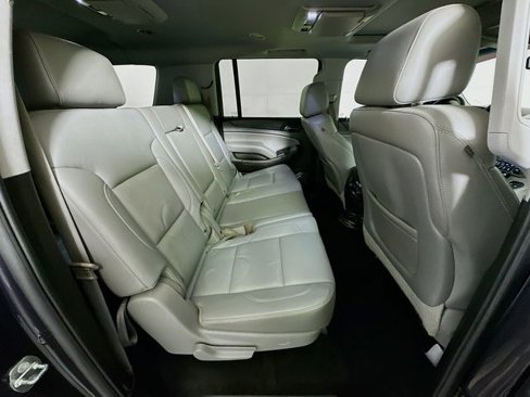 Used 2015 Chevrolet Suburban LT image 30