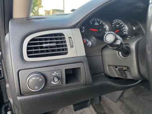 Used 2010 Chevrolet Tahoe LS image 18
