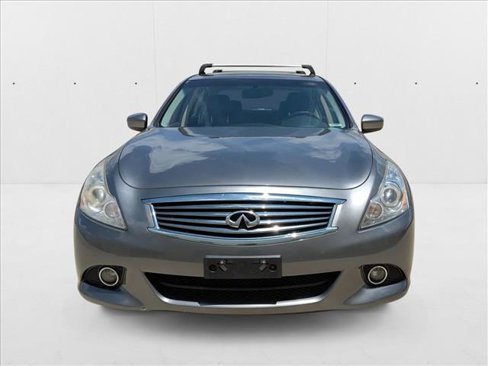 Used 2013 INFINITI G37 x image 2