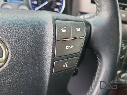 Used 2011 Lexus LX 570 4WD w/ Luxury Pkg image 31