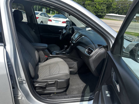 Used 2018 Chevrolet Equinox LT image 19