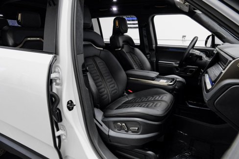 Used 2023 Rivian R1S Adventure image 42