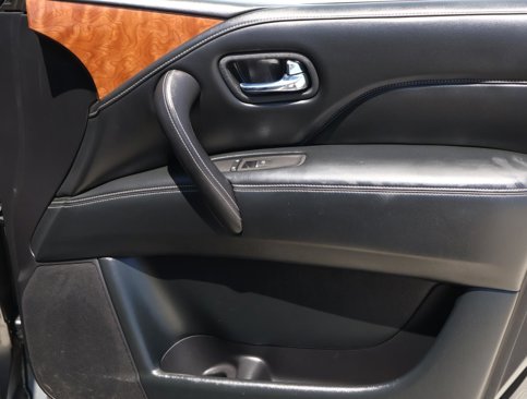 Used 2019 INFINITI QX80 Luxe image 16
