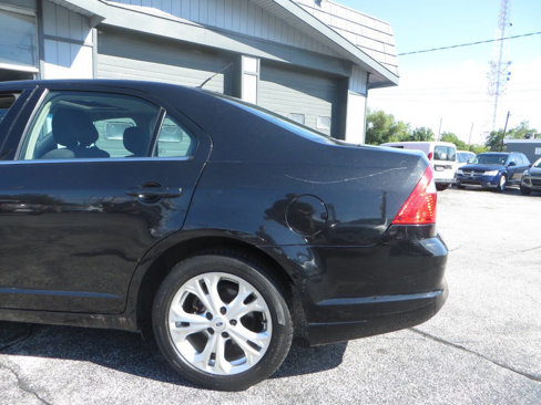 Used 2012 Ford Fusion SE image 28