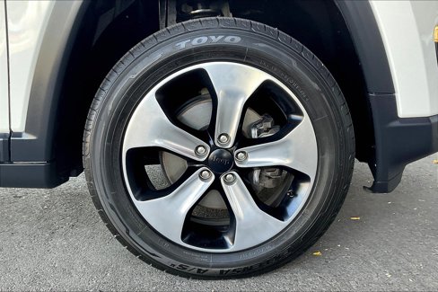 Used 2018 Jeep Compass Latitude w/ Trailer Tow Group image 22