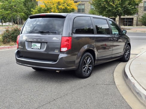 Used 2017 Dodge Grand Caravan GT image 10