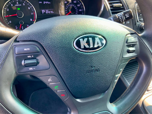 Used 2016 Kia Forte LX image 45