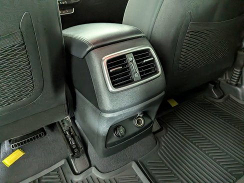 Used 2020 Kia Sorento S image 33