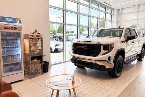 Used 2022 GMC Terrain AT4 w/ Infotainment Package II image 37