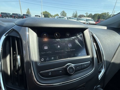 Used 2019 Chevrolet Cruze LT image 12