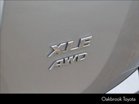 Used 2017 Toyota RAV4 XLE image 27