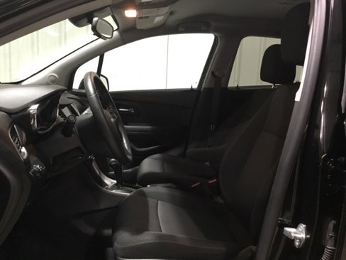 Used 2020 Chevrolet Trax LT image 26