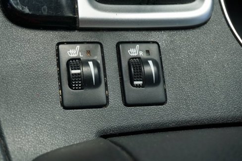 Used 2017 Toyota Highlander FWD V6 image 30